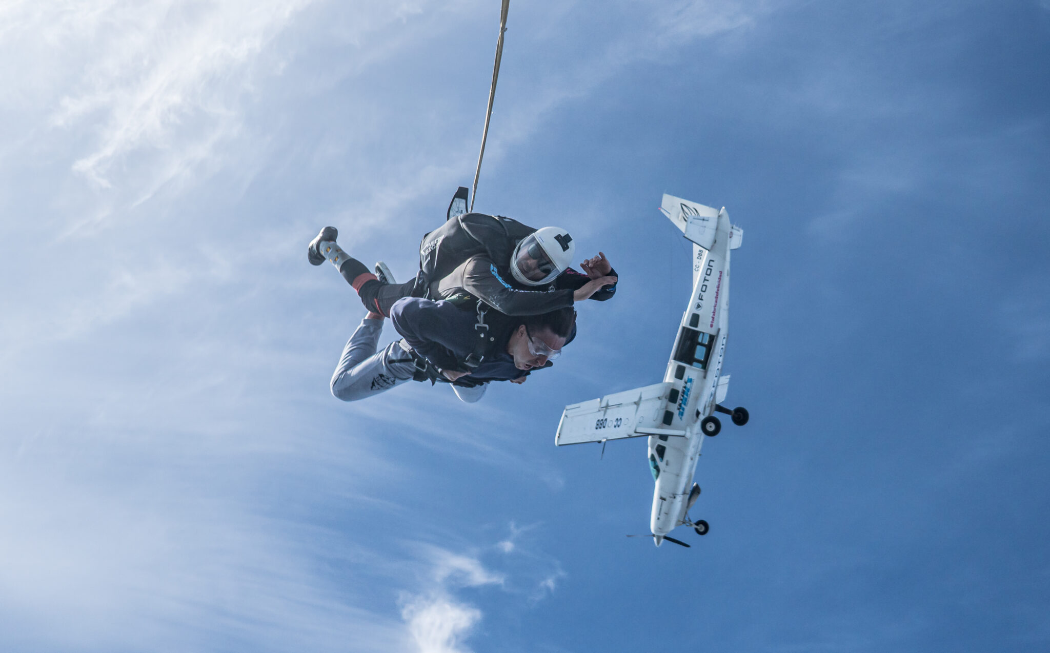 Salto tándem diciembre 210.000